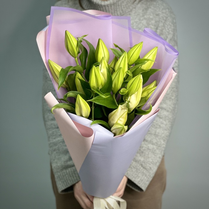 Букет из 5 белых лилий