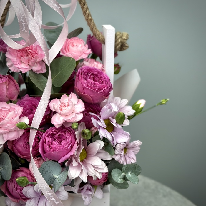 Цветы в ящике Клубника со сливками