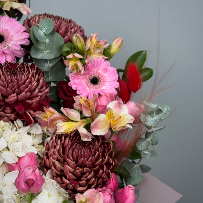 Цветы в корзине Флоренция