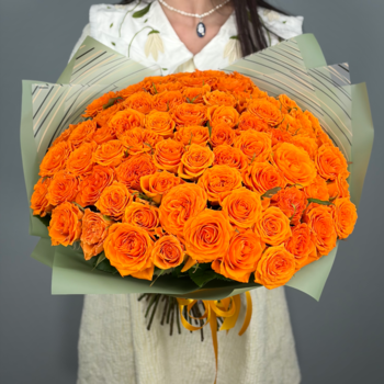 Букет из 71 оранжевой розы 50 см