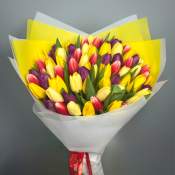 Букет из 71 тюльпанов микс