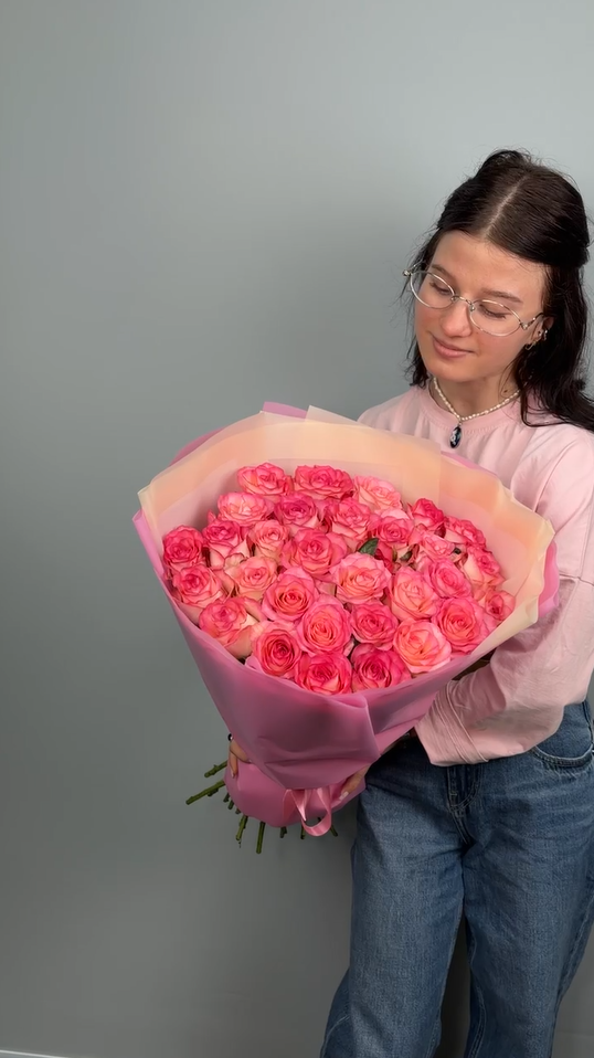 Букет из 31 розы Джумилия 70 см