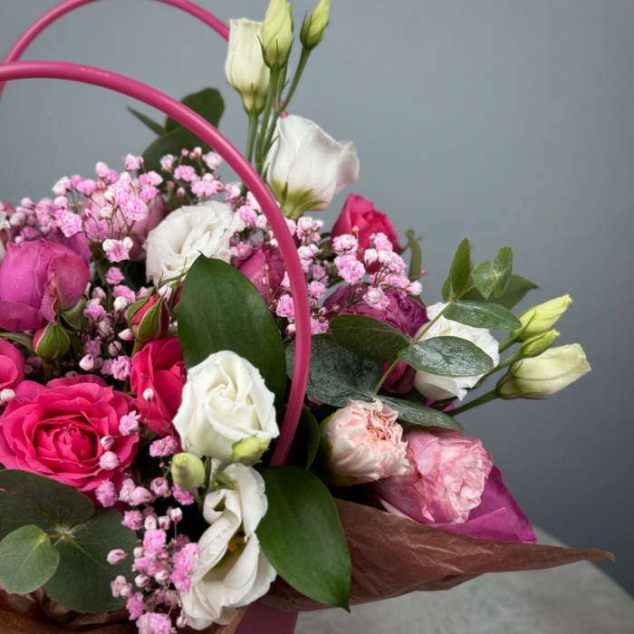 Цветы в коробке В вихре эмоций