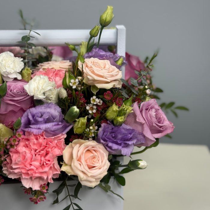 Цветы в ящике Мелодия