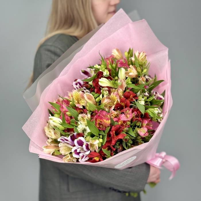 Букет из 21 альстромерий микс