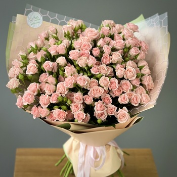 Букет из 25 кустовых нежно-розовых роз