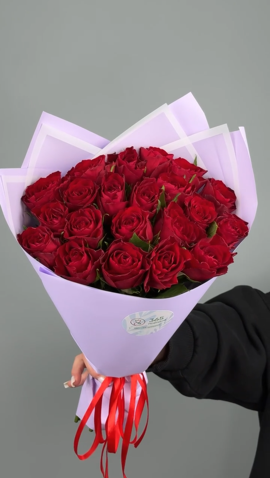 Букет из 21 красной розы Кения