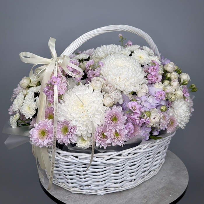 Цветы в корзине Марсианка