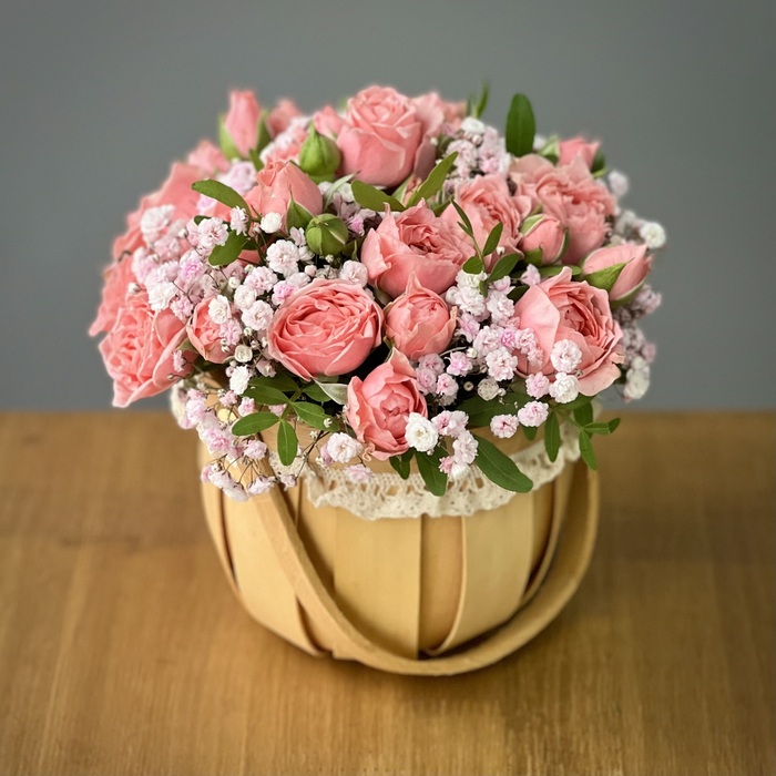 Цветы в корзине Конфетка