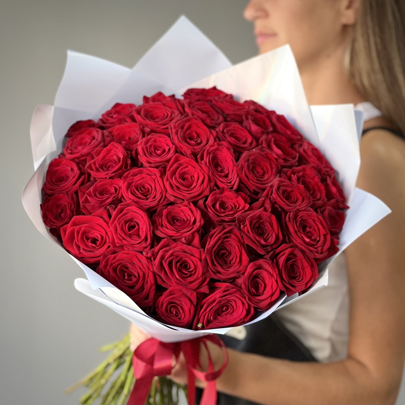 Букет из 41 красной розы 40 см