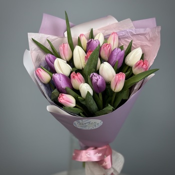 Букет из 31 тюльпанов нежный микс