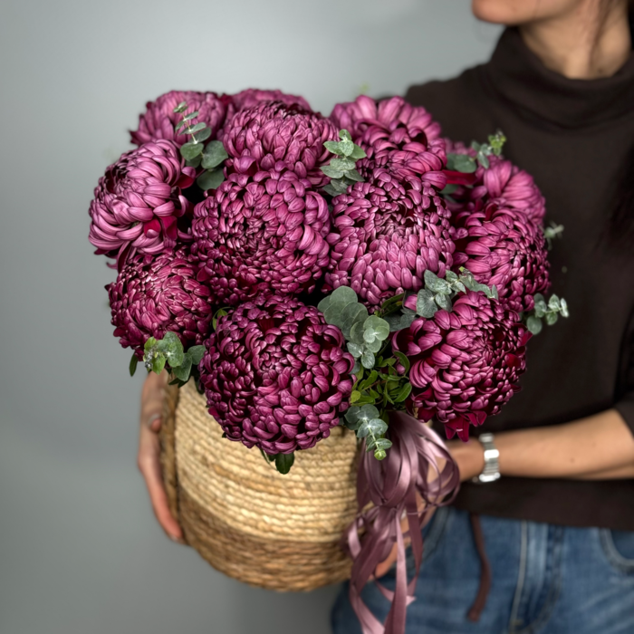 Цветы в корзине Черничное настроение