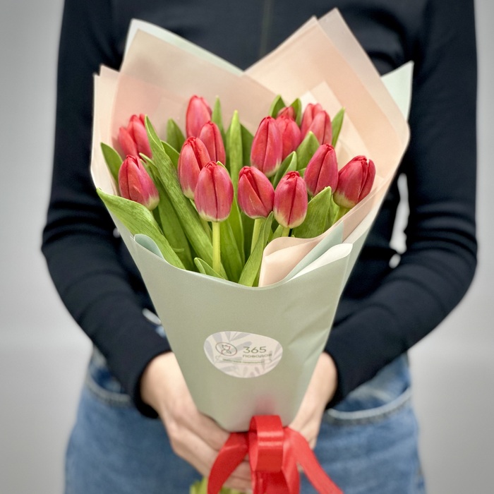 Букет из 1 красных тюльпанов