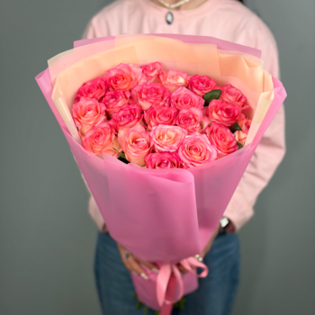 Букет из 21 розы Джумилия 70 см