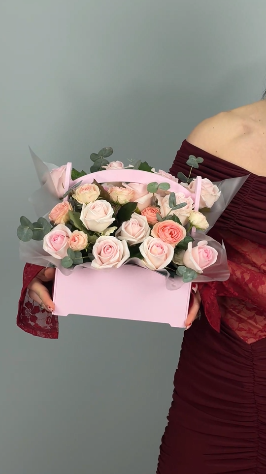 Цветы в ящике Искра чувств