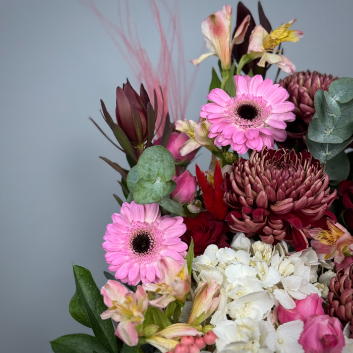 Цветы в корзине Флоренция