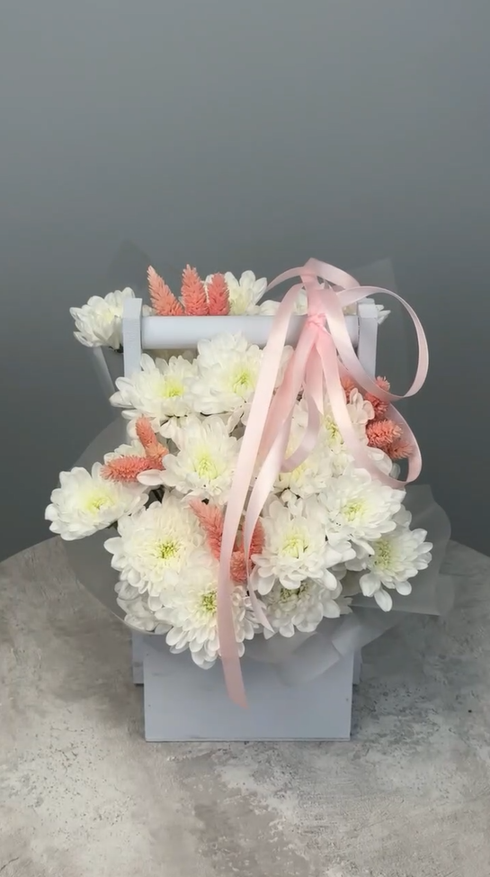 Цветы в ящике Морозное утро