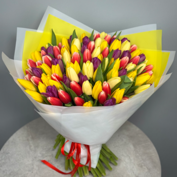 Букет из 101 тюльпанов микс