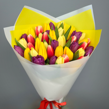Букет из 41 тюльпанов микс