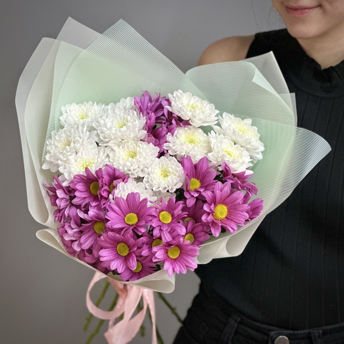 Букет из 7 кустовых хризантем Букет из 7 кустовых хризантем