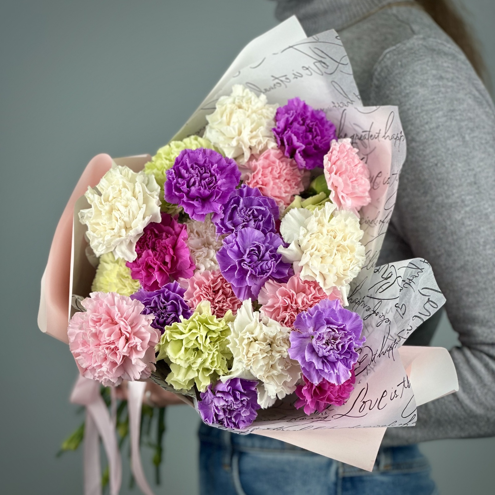 Букет из 25 гвоздик микс